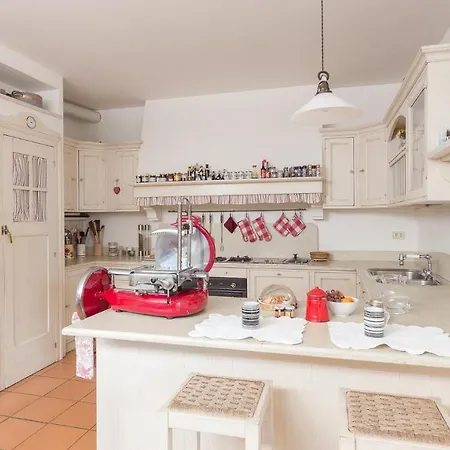 Plum Guide - The Chapel Apartamento