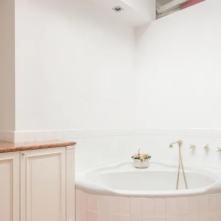 Plum Guide - The Chapel Apartamento