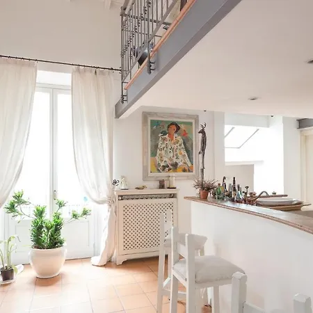 Plum Guide - The Chapel Apartamento